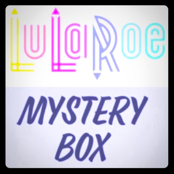 NWOT Amelia Mystery Box (3) - Picture 1 of 4